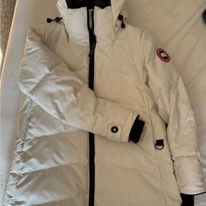 Canada Goose Women's White Hooded Puffer Jacket
